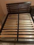 Продам кровать  с металокаркасом двухспальную 160*200 цвет венге