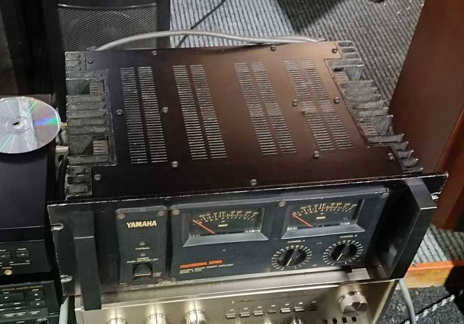 Yamaha P-2200 підсилювач потужності чистокровний Japan 120v