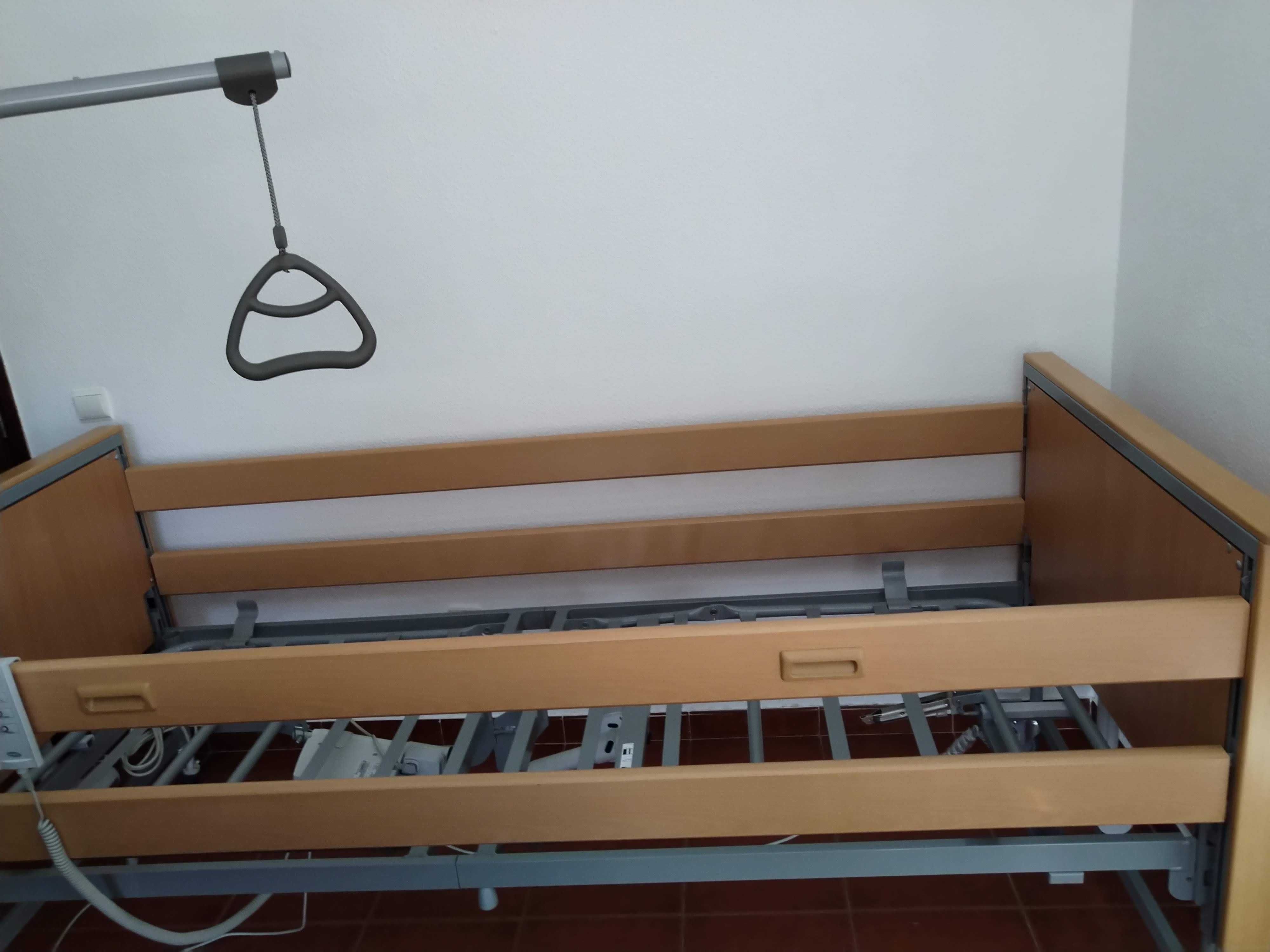 Cama Articulada Elétrica Invacare Medley Ergo