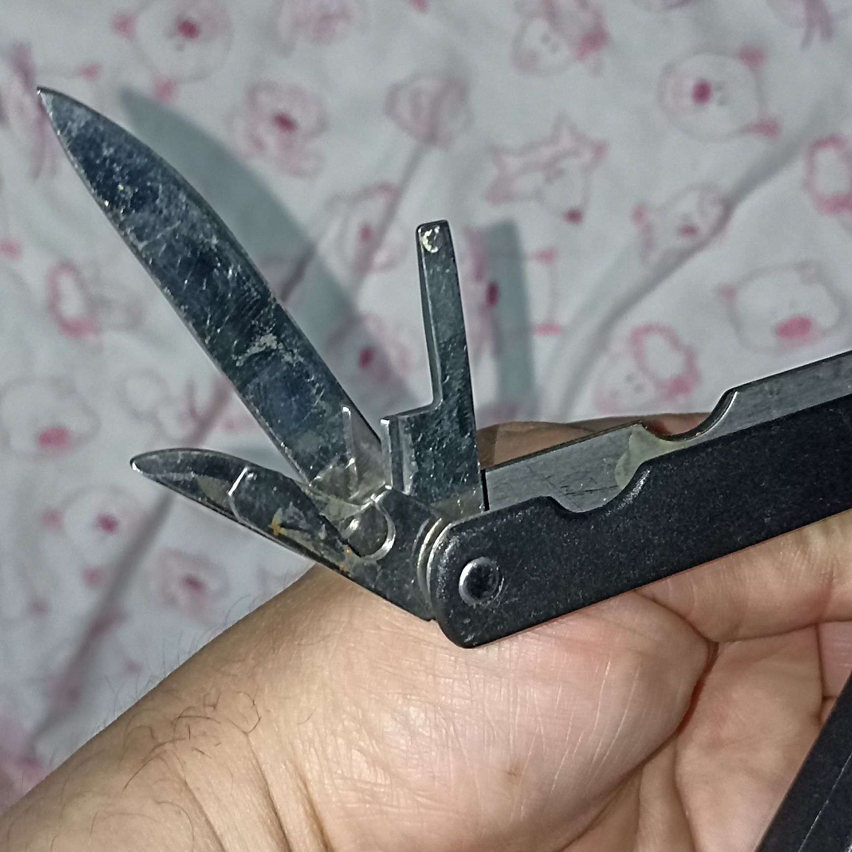 Alicate com vários acessórios da Gillette Mach3 Turbo