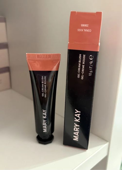 Róż do Policzków w Kremie Coral Kiss mary kay