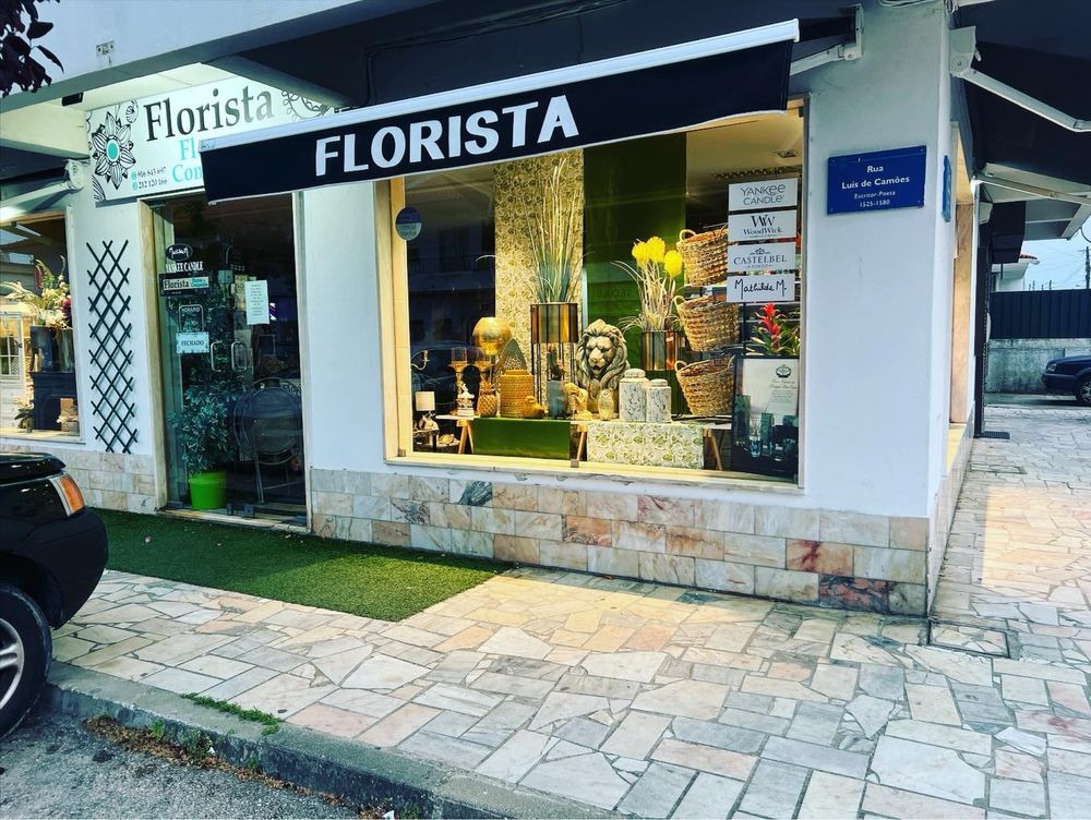 Toldo em tecido como novo