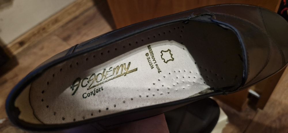 Buty mokasyny czarne damskie 39