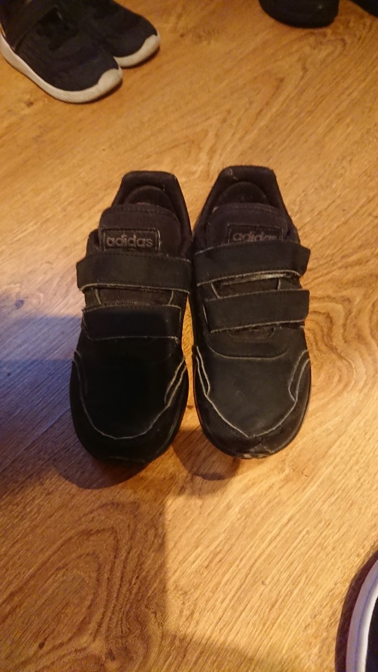 Buty adidasy, marka adidas dla chłopca rozmiar 29