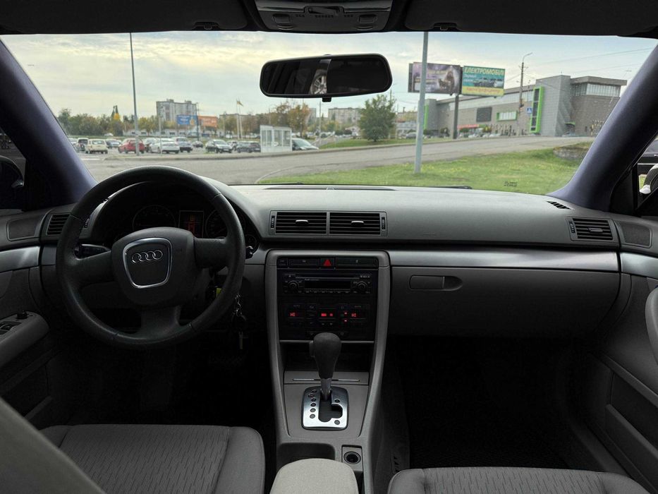 AvtoReal Audi A4 B7 2005