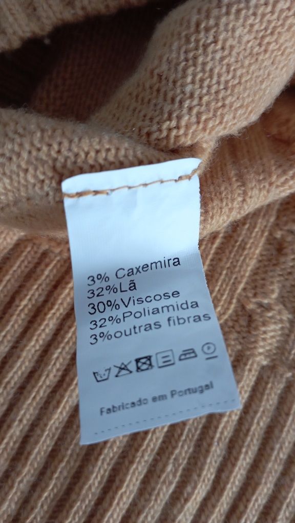 Camisola mostarda de lã