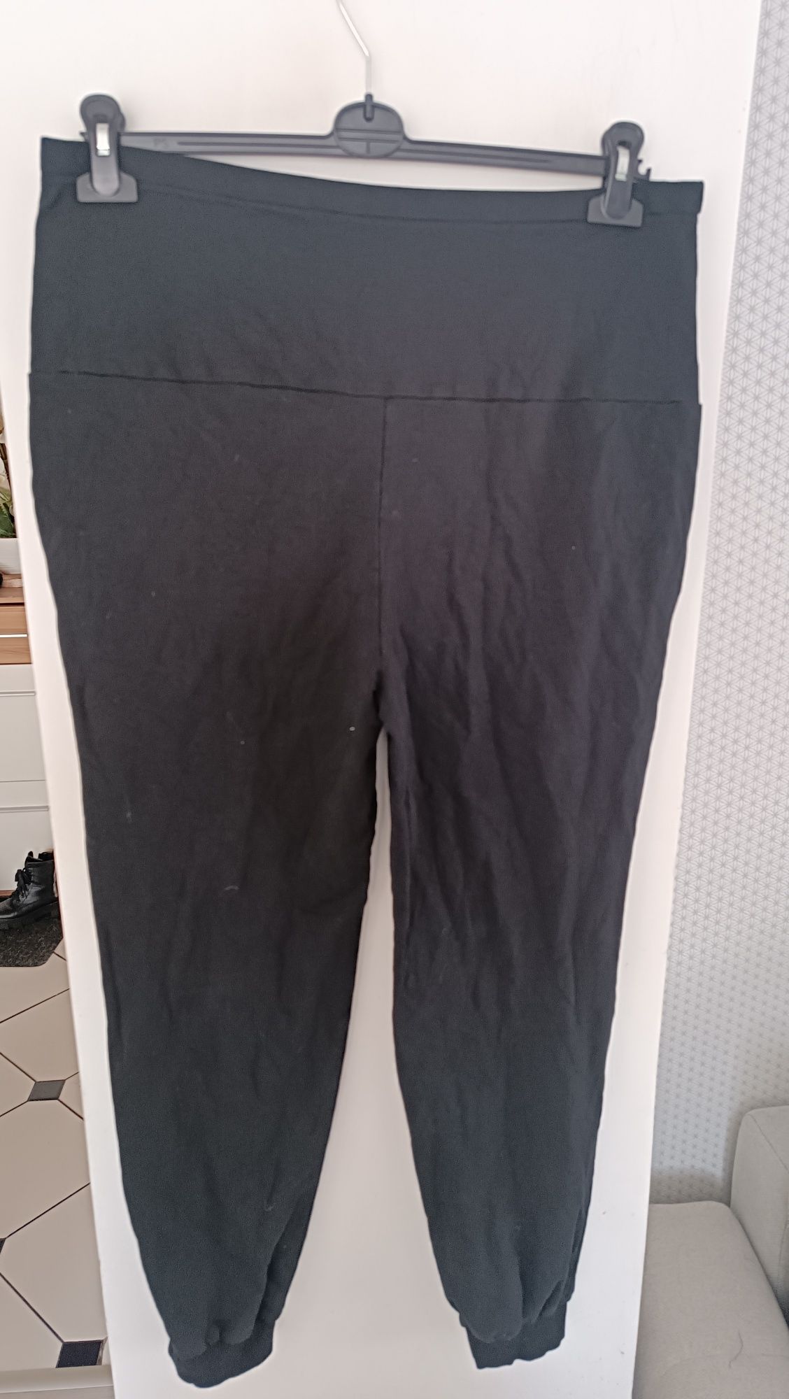 Spodnie  dresowe ciążowe Mamcozy roz XL