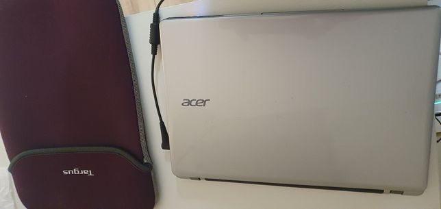 Acer V5-123 11,6" 4GB/DYSK 500GB srebrny