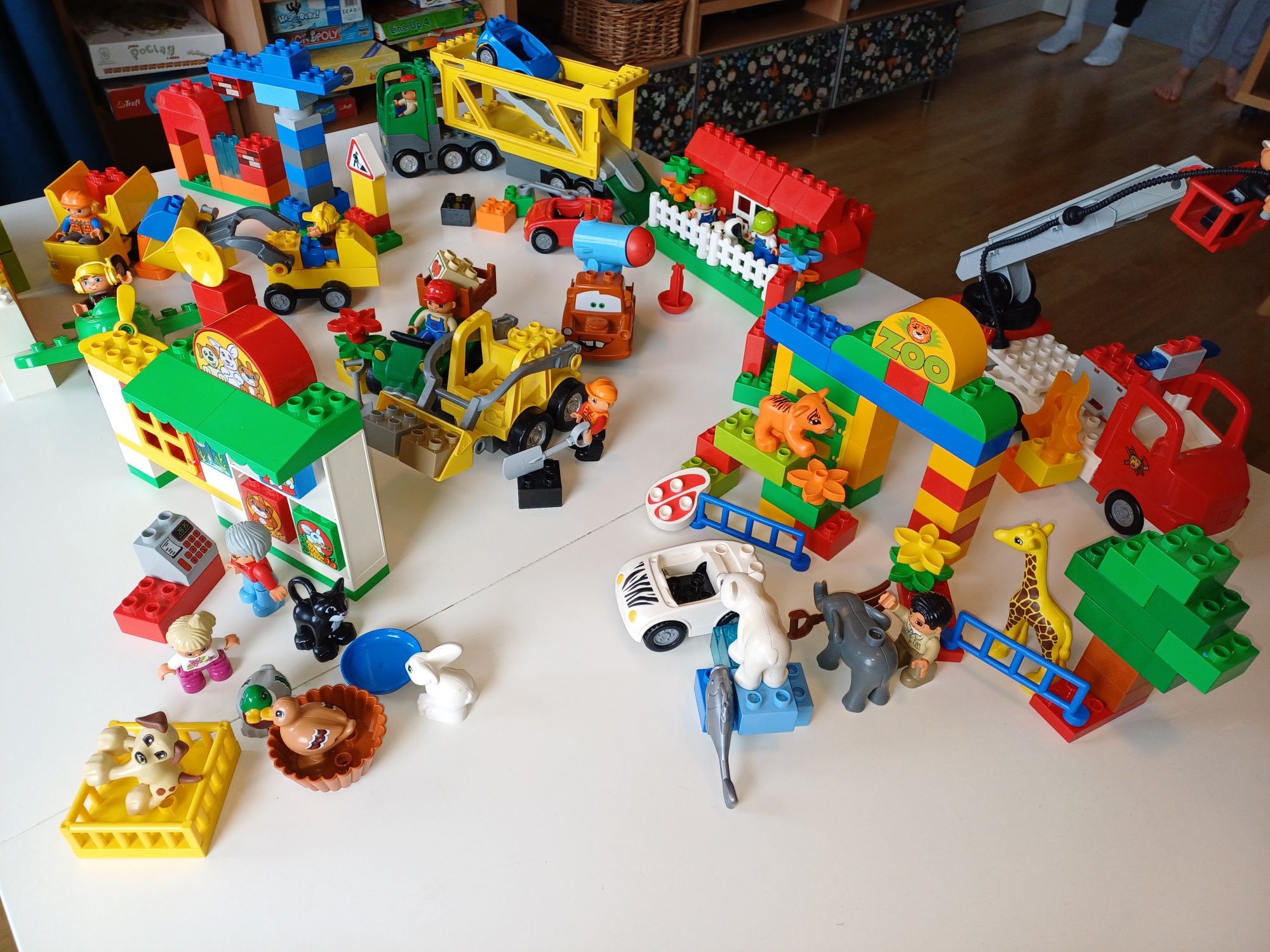 Lego Duplo wiele zestawów i klocków