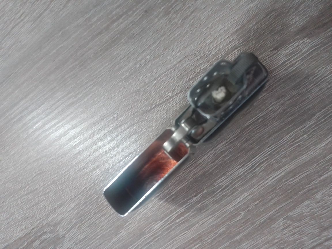 Продам зажигалку FCSD - Шахтар