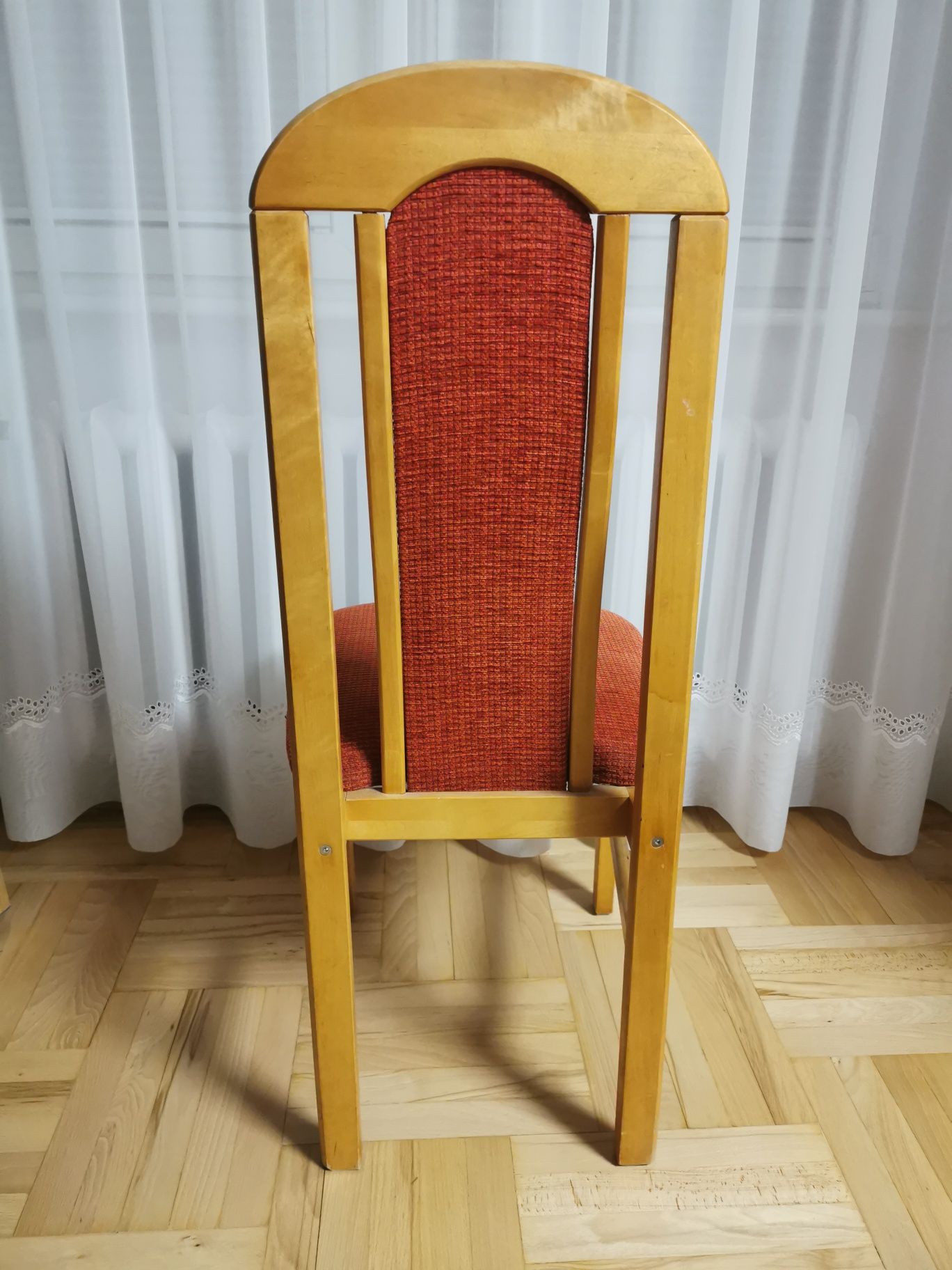 Krzesło dostępnych 6 sztuk