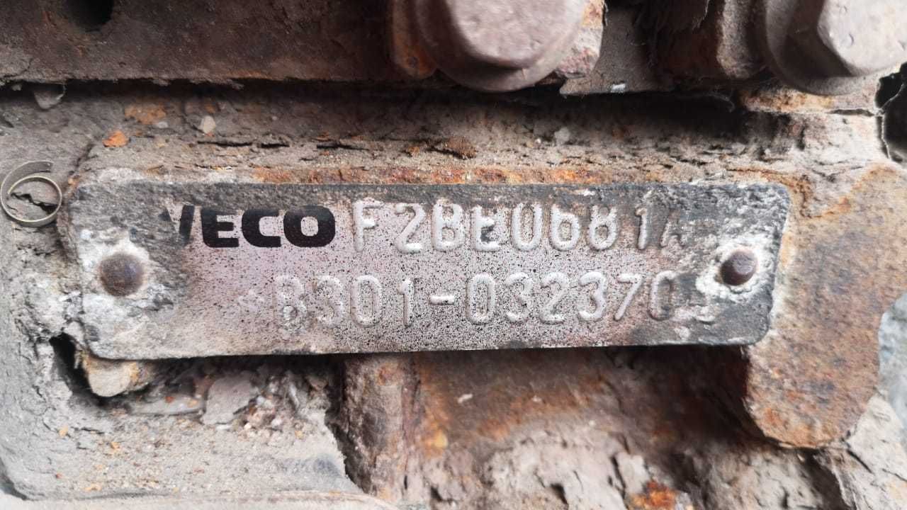 двигун мотор двигатель Iveco Trakker 350 Cursor 8 F2BE0681A