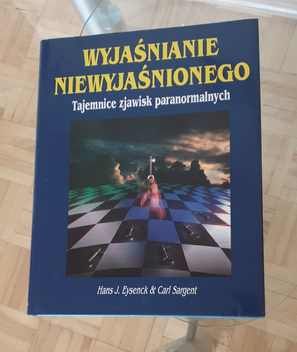 Wyjaśnianie niewyjaśnionego . Książka