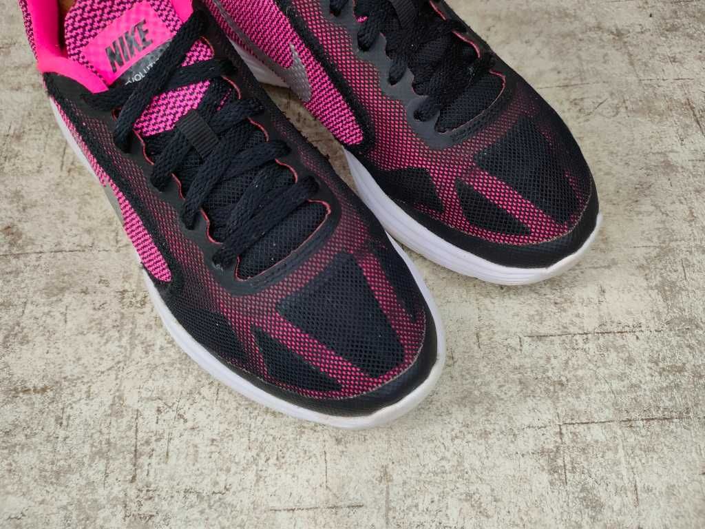 Кросівки Nike Revolution 3 р-36.5 оригінал найк кроссовки
