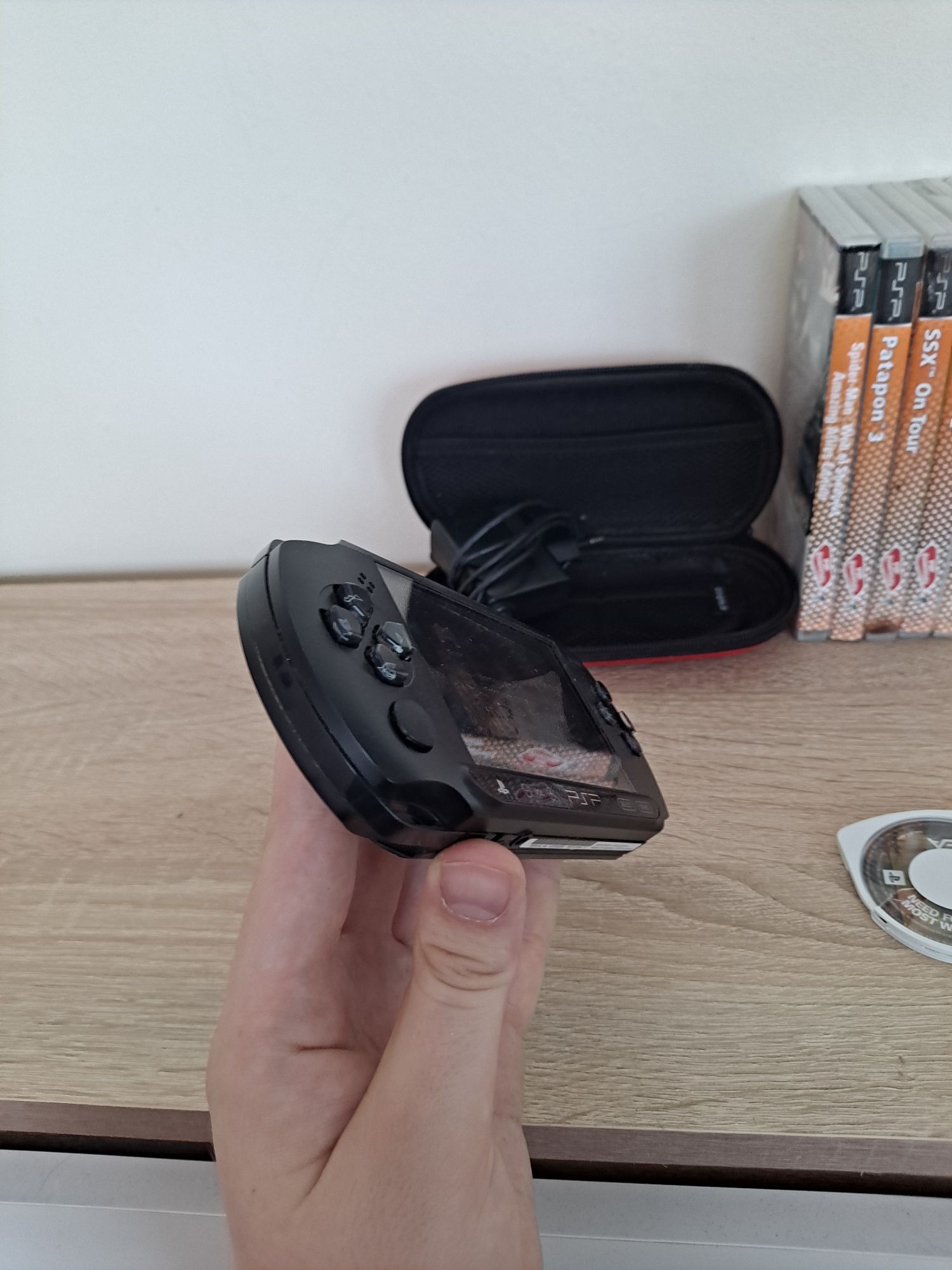 Konsola Sony PSP +Gry i Etui