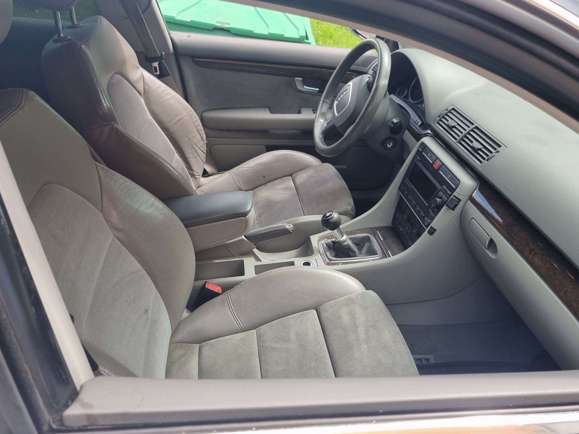 Audi A4 b7  s-line 2006 plus kp opon zimowych na felgach
