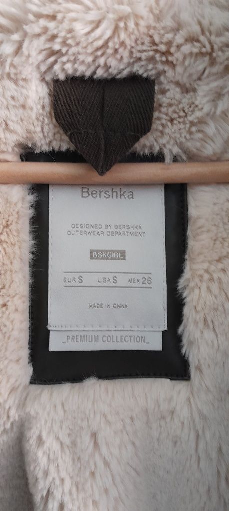 Casaco Parka Bershka, Tam. S (com forro amovível)