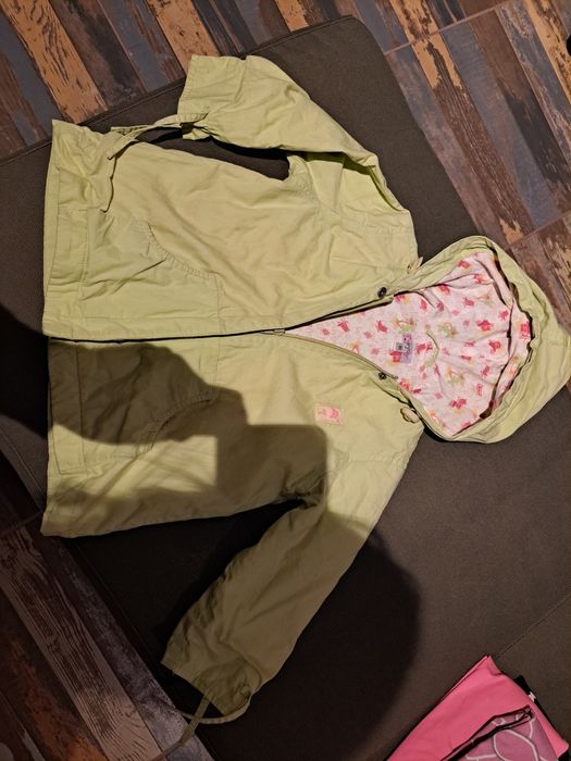 plaszczyk dzieciecy, kurtka z kapturem