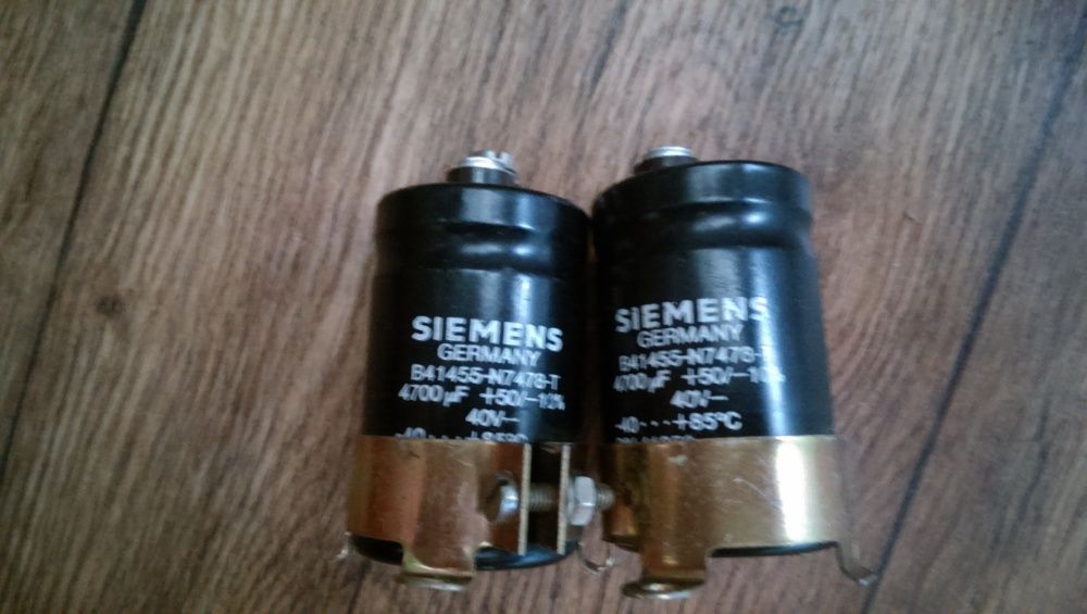 Конденсатор Siemens B41455-N7478-T 4700uF 40V -40+85°С