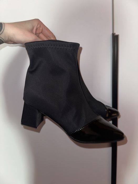 Ботильйони на підборах