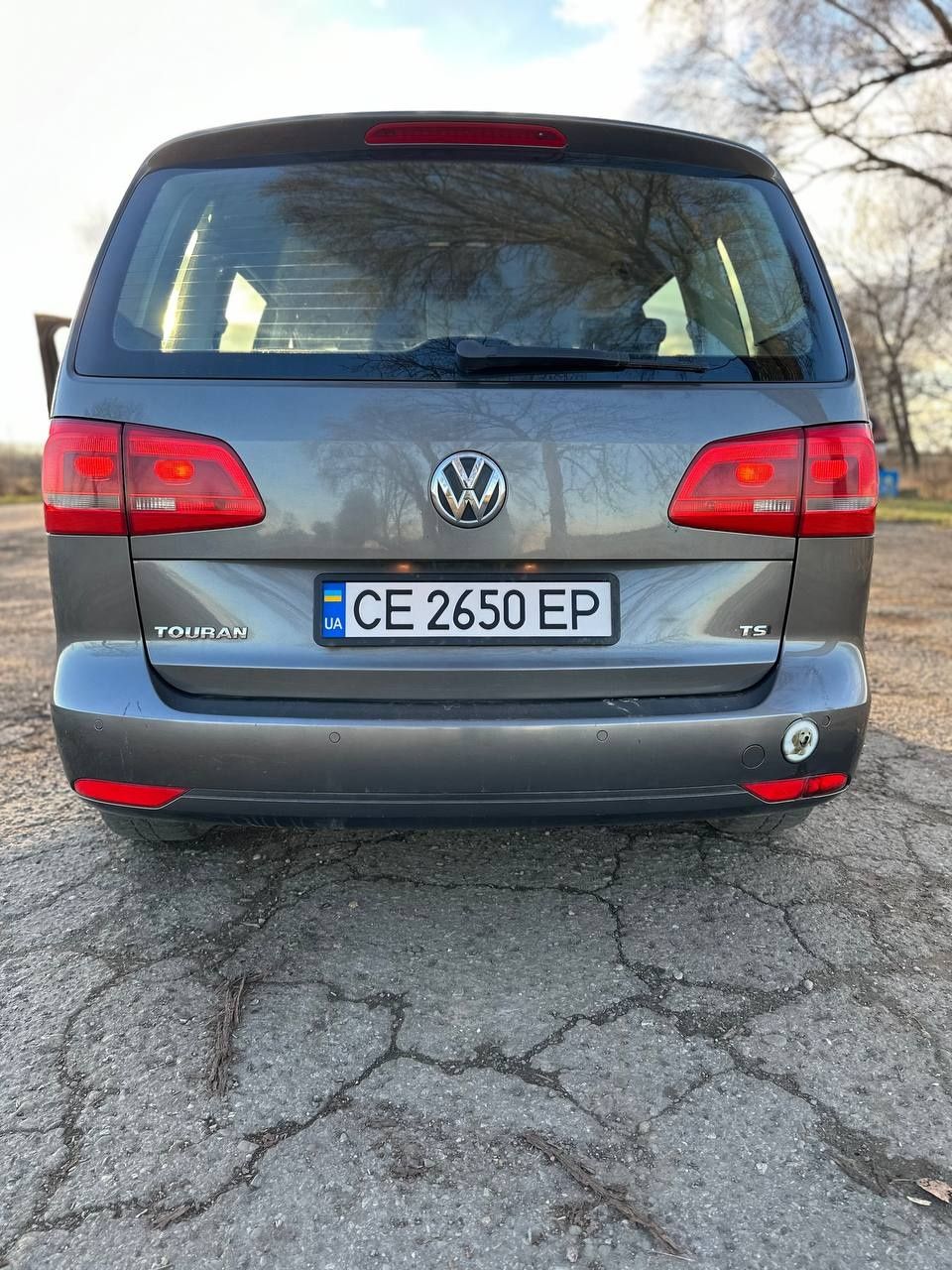 VW Touran 2011 1.4TSI бензин автомат