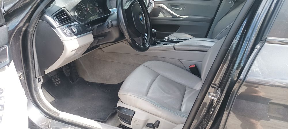 BMW F10 E60 E90 M-pakiet 260k 19' Czarna Podsufitka