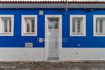 Moradia em Banda T3 com Terraço e Logradouro - Barreiro.