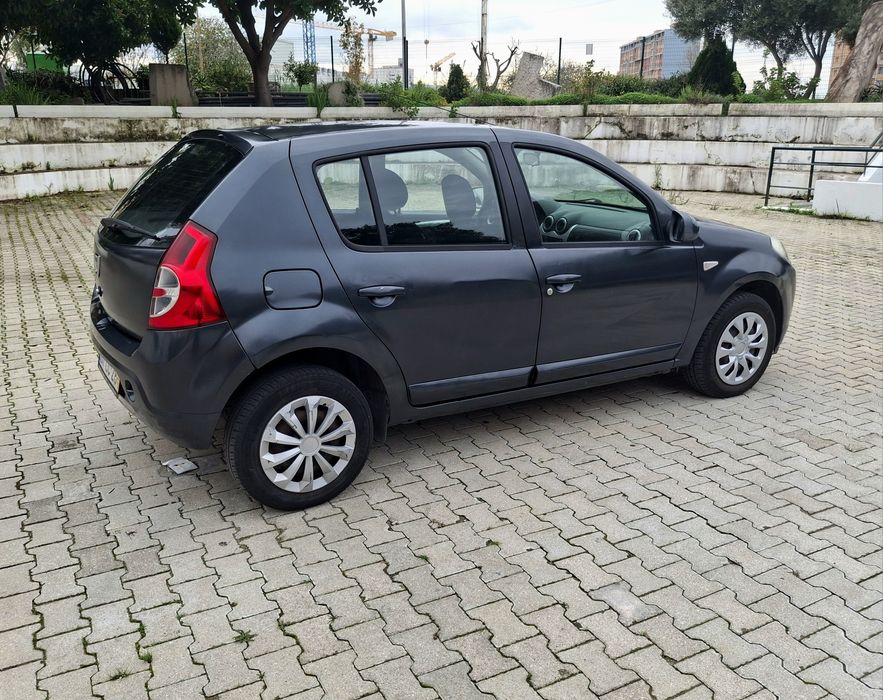 Dacia Sandero 1.2i 16v C/AC Nacional 10
