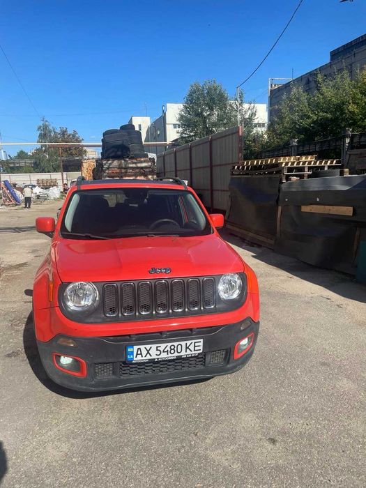 Автомобиль Jeep Renegade