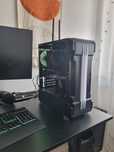 RTX 3080  i5 13400f z wyświetlaczem LCD 32 GB RAM