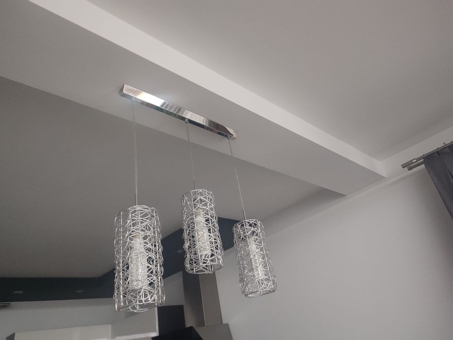 Lampa wisząca srebrna