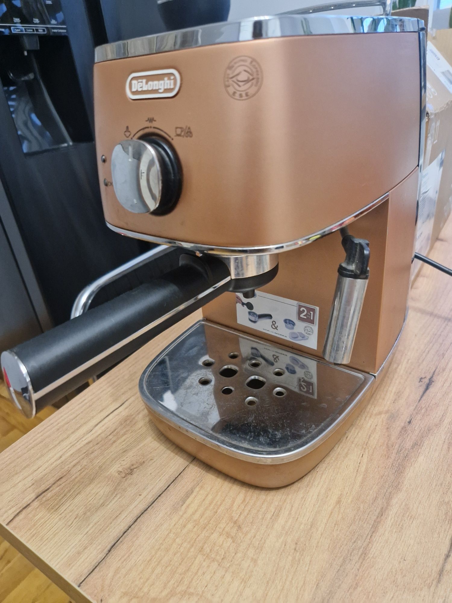 Ekspres do kawy DELonghi