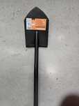 Szpadel ostry Fiskars