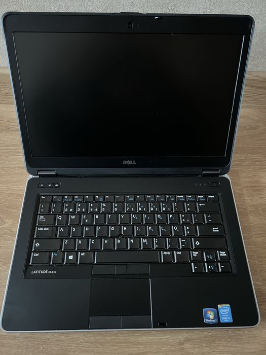 Dell latitude e6440 -i5-8GB ram-240gb SSD-win10 Pro