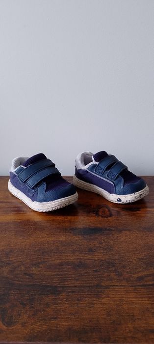 Buty adidasy chłopięce 20