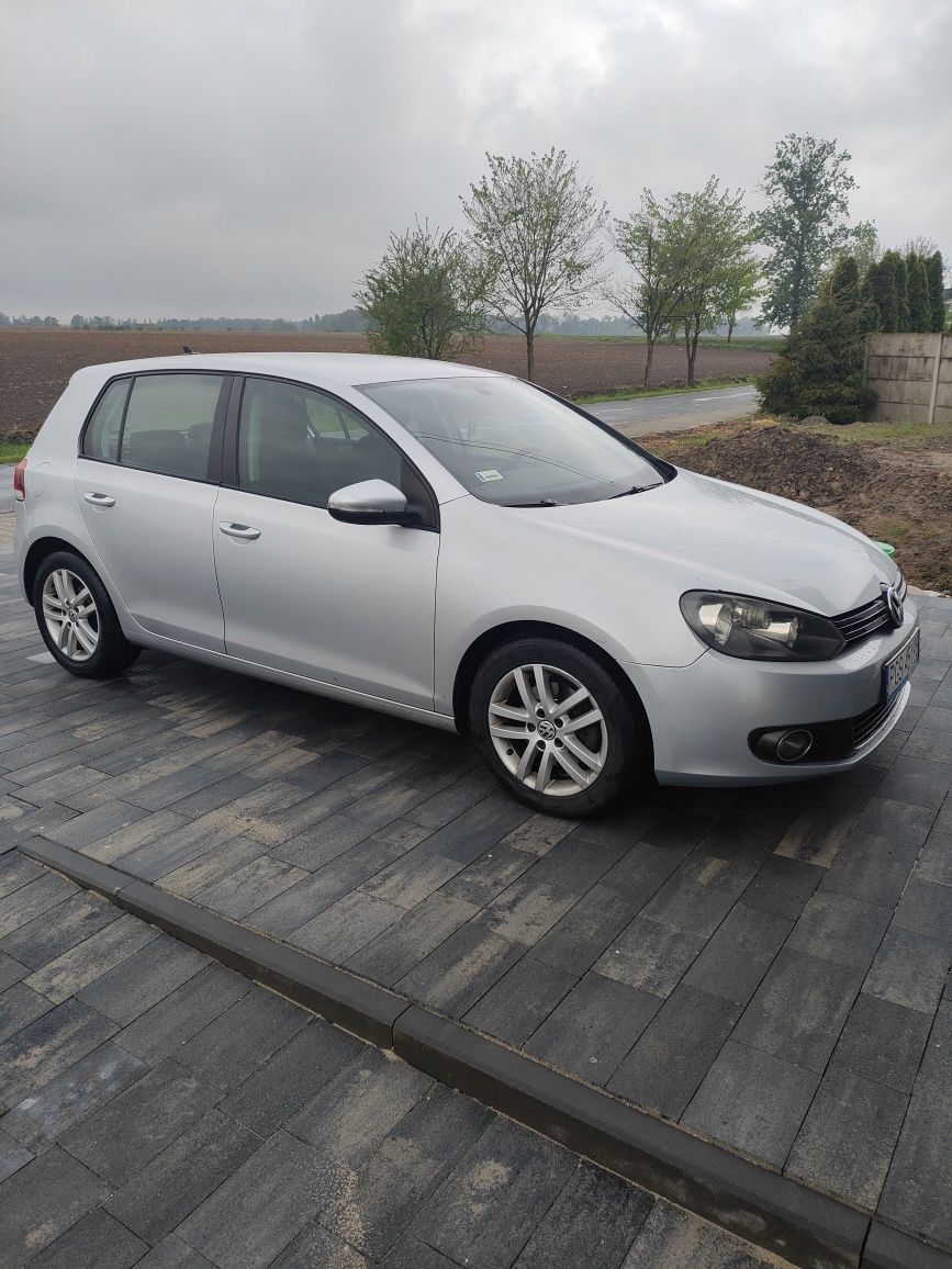 Sprzedam golfa 6 2.0 TDI.