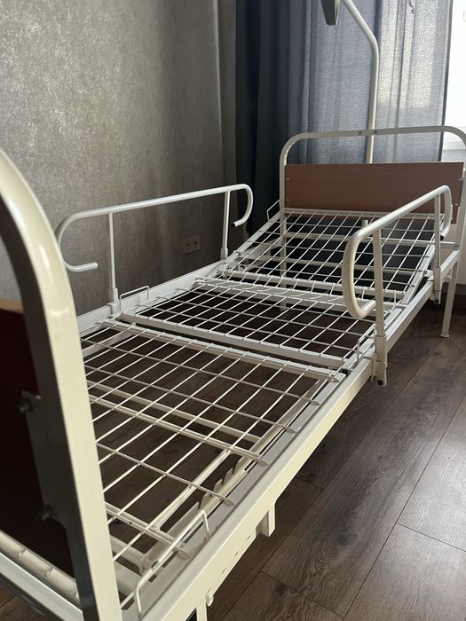Ліжко для лежачих хворих