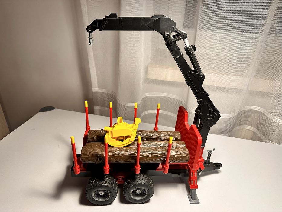 Bruder przyczepa do transportu drewna