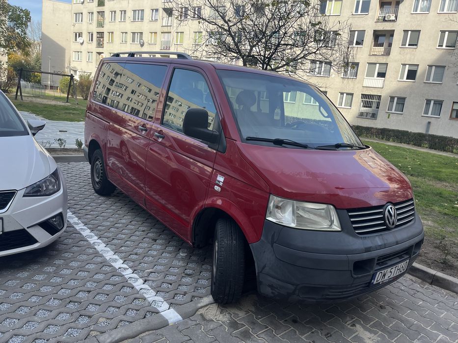 Volkswagen Caravelle 8 osobowy 1,9tdi