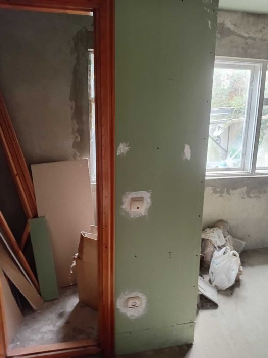 Продам 1/2 частину будинку із ділянкою , гаражем біля Турецького моста