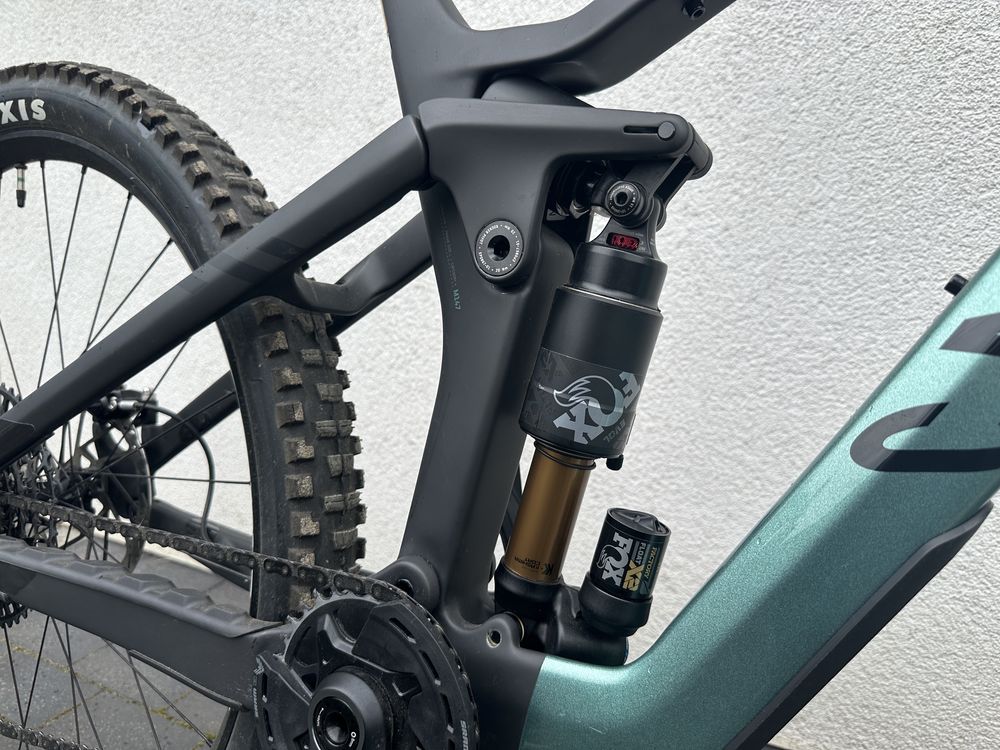 Canyon Strive CFR 2024