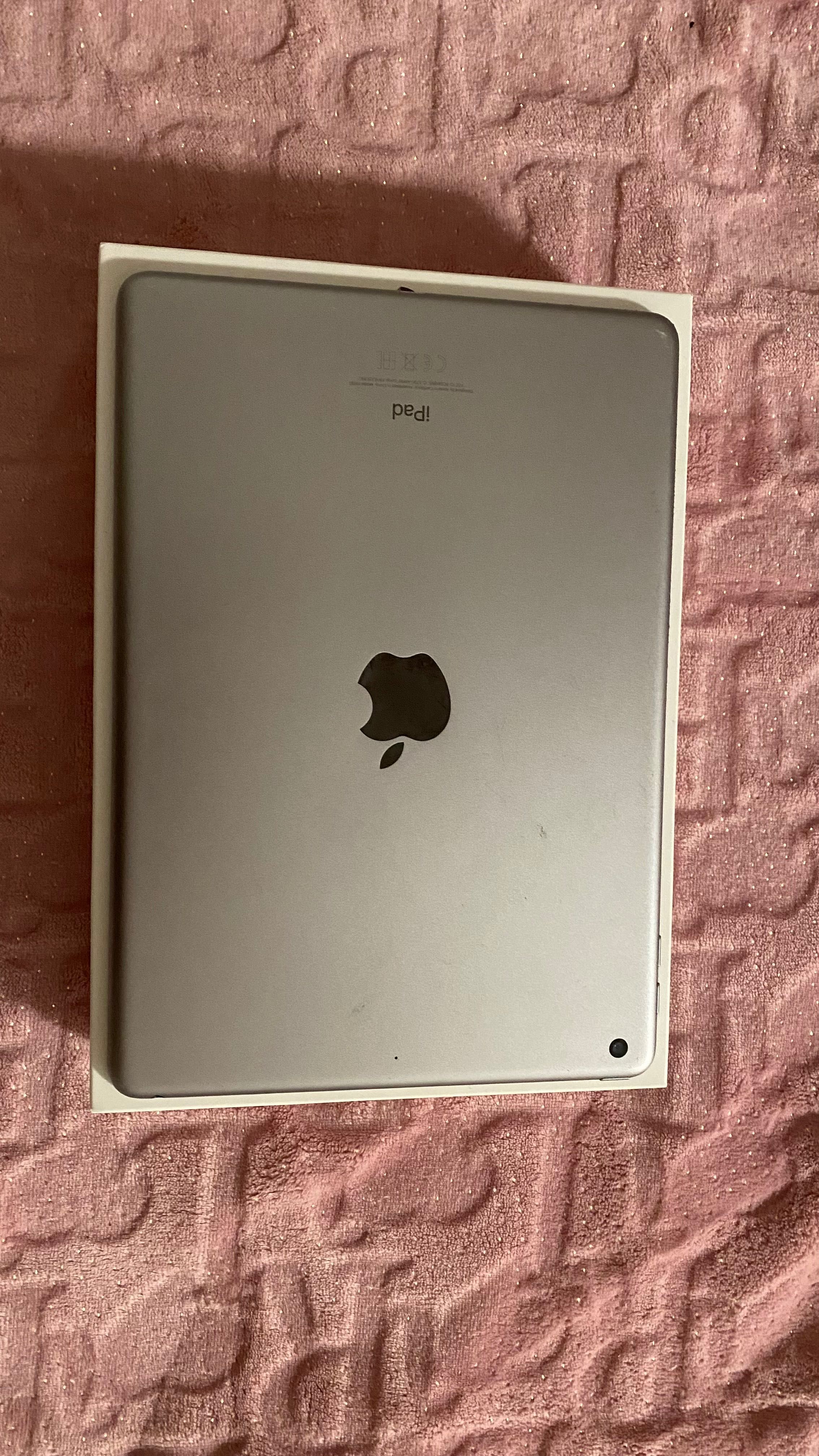 Ipad 6a geração 32gb + caneta