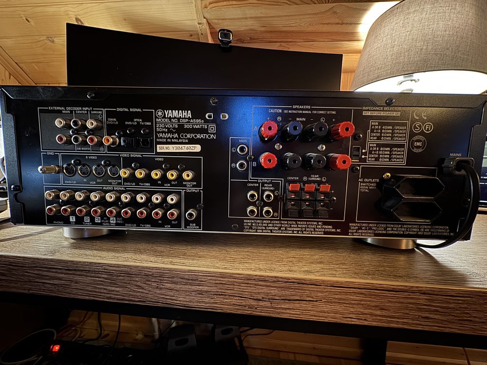 Amplituner Yamaha DSP-A595a + oryginalny pilot