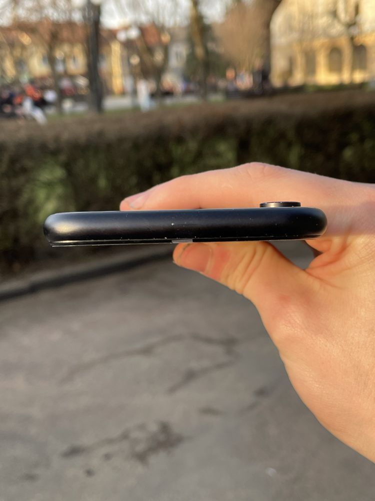 Iphone xr 64 black