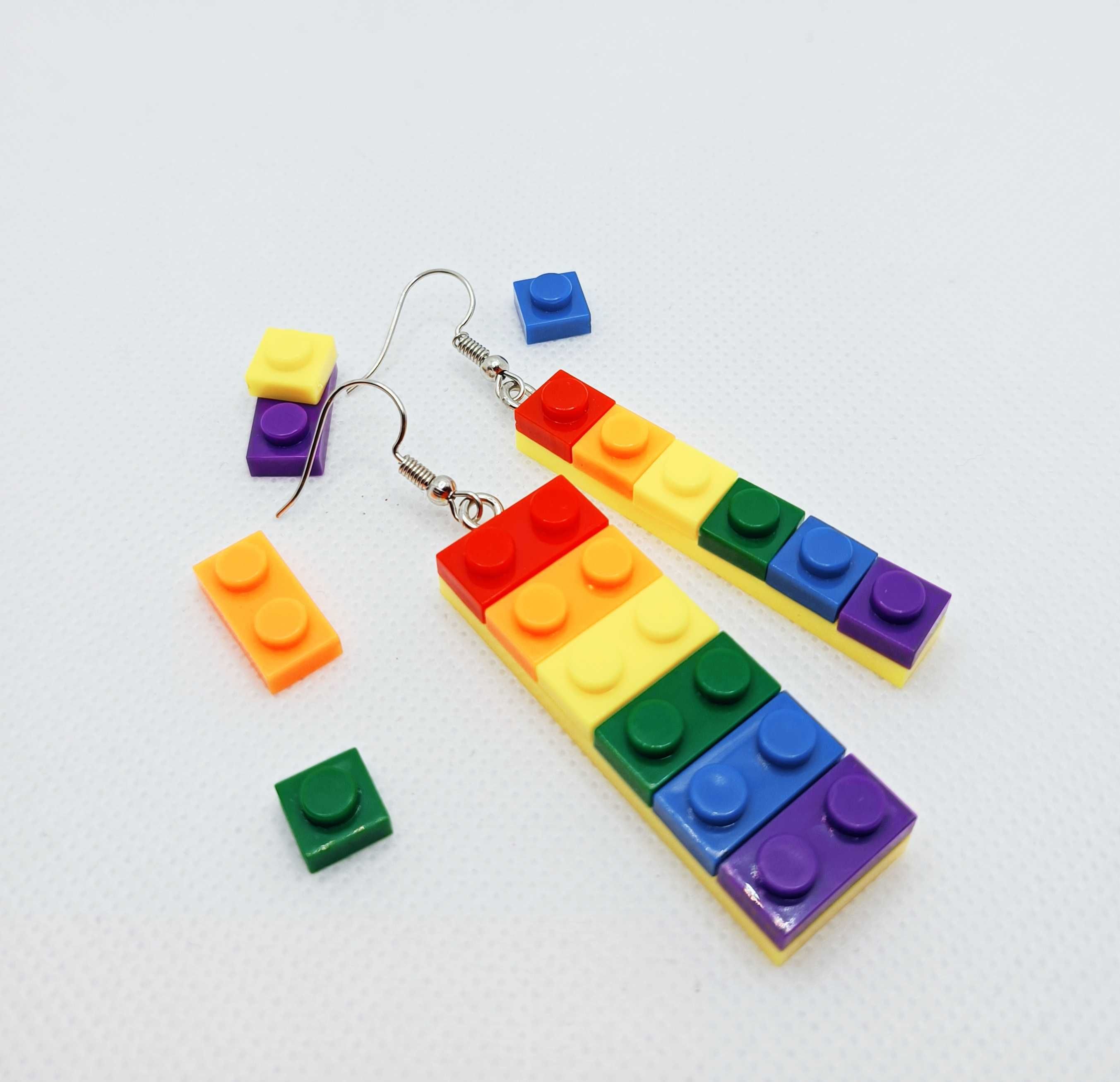 Kolczyki asymetryczne hand-made typu Lego - tęcza
