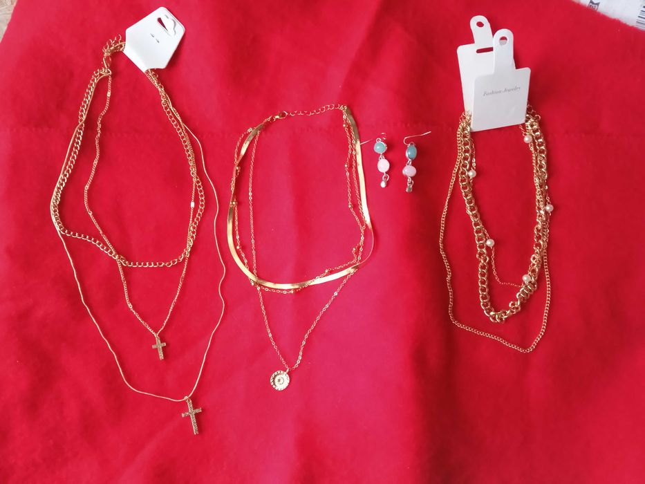 Бусы, трехслойные цепочки, серьги с лунным камнем. Новое!