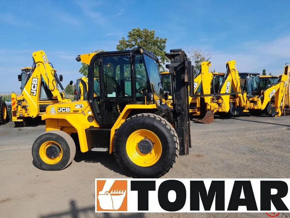 JCB 930-4 940-4 KLIMATYZACJA 4X4 TRIPLEX 4,5m  Wózek widłowy widlak terenowy 4x4 ładowarka