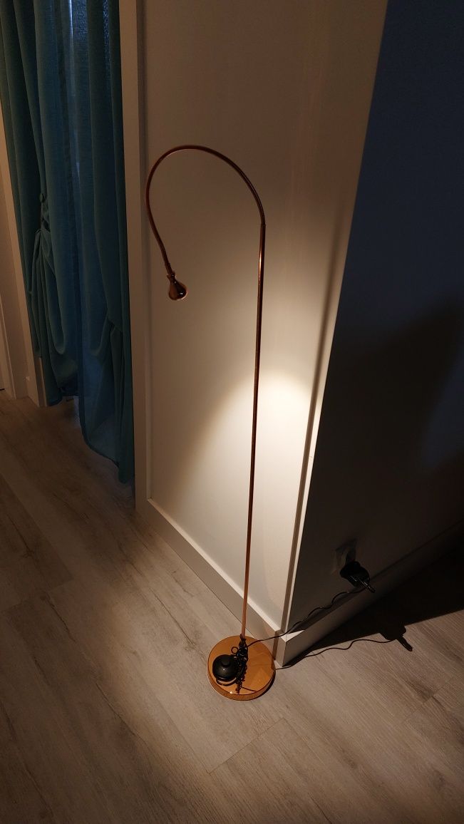 Lampka ikea podłogowa