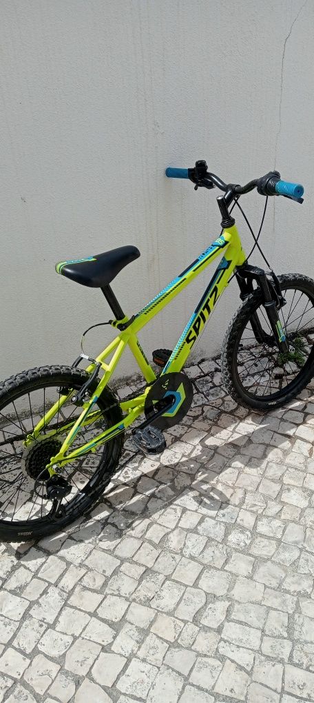 Bicicleta Spitz roda 20 em bom estado