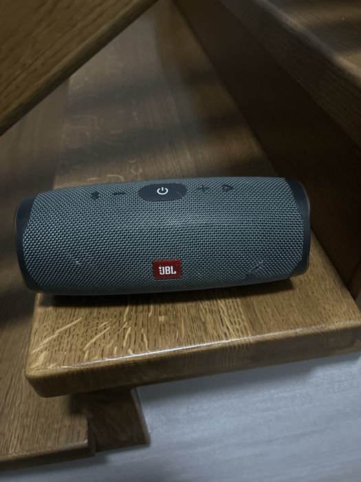 glosnik jbl charge 2 esential